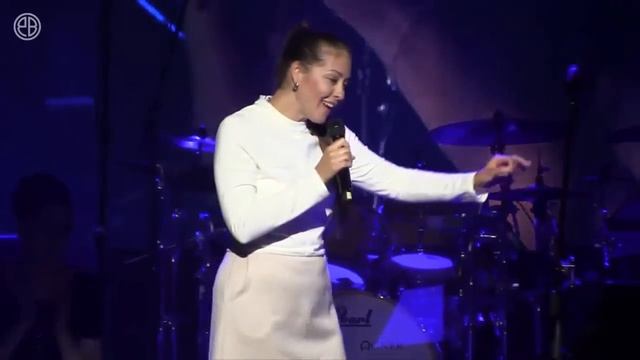 Алёна Петровская – Случайность БКЗ «Октябрьский» смотреть онлайн