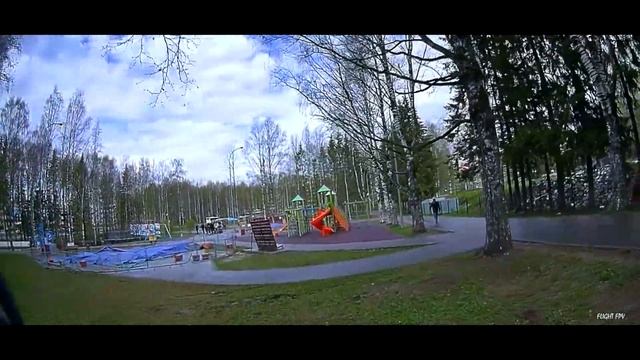 Весенний парк смотреть онлайн