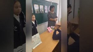 Классный час на тему: “День пожилого человека” 4 з класс, кл. руководитель Шолпанкулова Ания