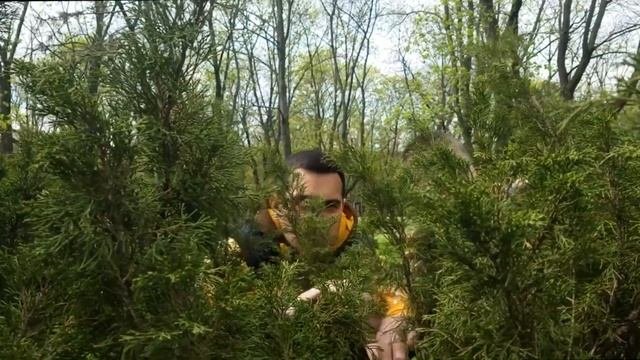 Сиреноголовый в реальной жизни против гренни картун кэт пеннивайз/Team Siren Head