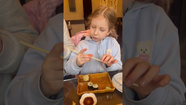 Япония?! #tiktok #funny #japan#shorts #short #trending #dance #eating #еда #рек #trendingshorts