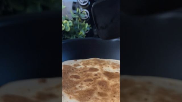 Супер ленивая сырная лепешка  #рецепт #food #рецепты