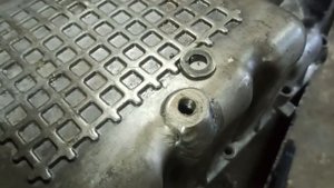 Лада Гранта АКПП лечим сливное отверстие под масло потдона двс