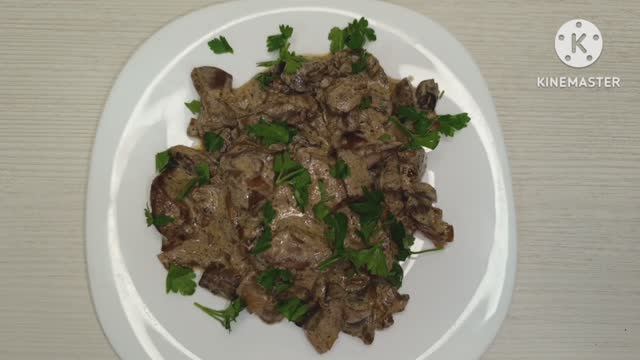 Рецепт куриных потрошков в сметане. смотреть онлайн