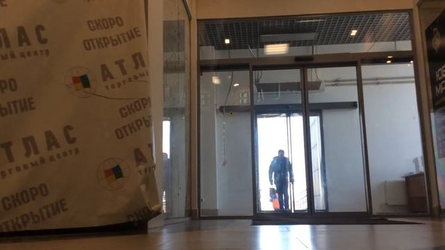 14 03 2019 Серпухов ТЦ Атлас Боковой вход 1130 Код 205