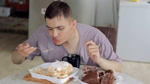 Пью Чай с тортом