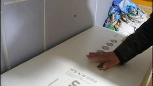 Подсадка ценных маток на выходящий расплод