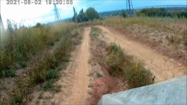 опасный спуск с  горы и не только
