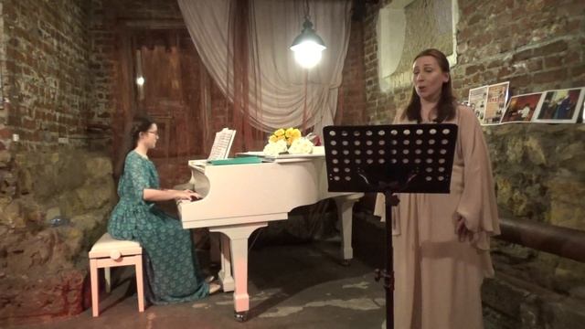 «Воспоминание о романсе» сл. Арсен.Тарковский, муз.С.Шурин.Исп.Т.Антипова, ф-но:Е Козелкова смотреть онлайн