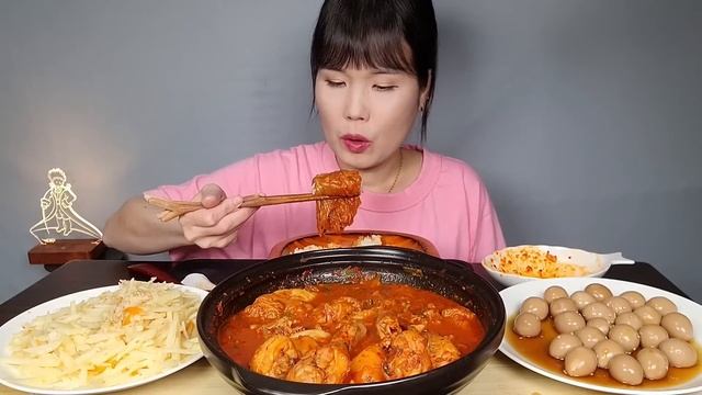 매운먹방♡ 선화동실비김치로 만든 닭볶음탕 넓적당면 메추리알장조림 감자채볶음 먹방 Spicy kimchi braised spicy chicken eating show ASMR