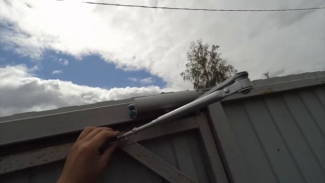 КАК УСТАНОВИТЬ ДОВОДЧИК НА КАЛИТКУ? смотреть онлайн