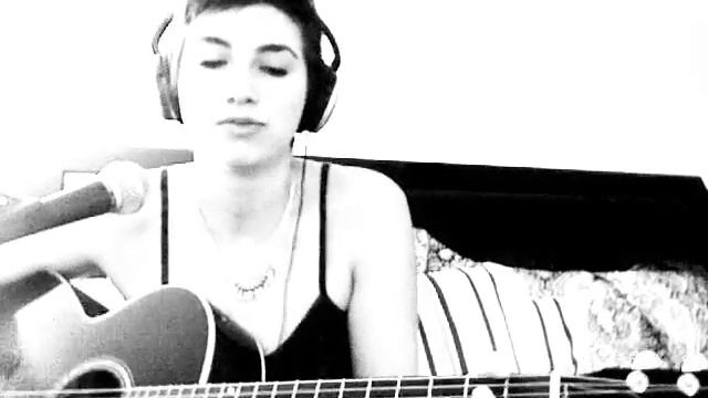 Lady GaGa - Bad Romance (Acoustic Cover)