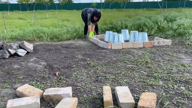Знаменитый Рецепт Целых Курочек с Хрустящей Корочкой Зажаренных Под Ведрами_4K