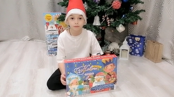 Новогодний адвент-календарь Лего. ОБЗОРЫШ всем 🚨 смотреть 👀 2025. Крутые 😎 ролики. Дед мороз.🎅 смотреть онлайн