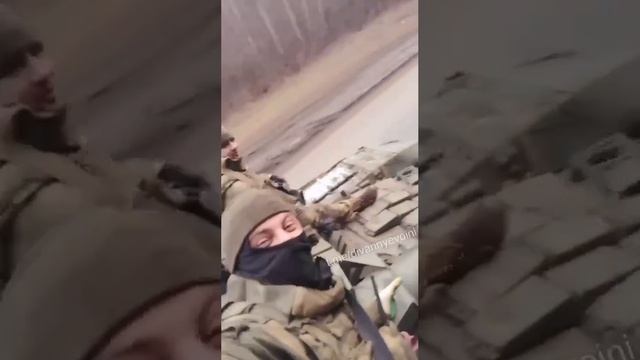 Ураааа, мы сп***ли танк!»: Наши бойцы угнали танк у ВСУ