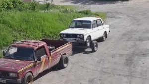 НАХОДКА В ОБВАЛЕННОМ ГАРАЖЕ! КАПСУЛА ВРЕМЕНИ