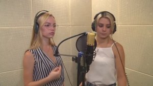 "Донбасс за нами" Исполняют Маргарита Лисовина и Наталья Качура