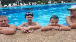 Мои пирожки и мужчины в бассейне.  08.12.2024