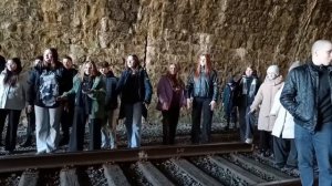 Песни в тоннелях Кругобайкалки.  Часть 2. Песня про коня под body percussion. Надя СЭВЭЛ.