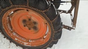 Трактор т 25.
Цепи .Испытание