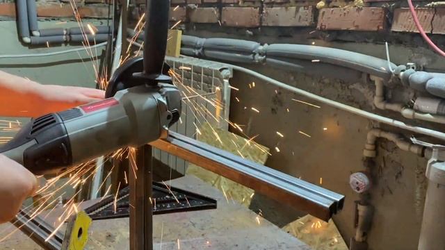 БАРНЫЙ СТУЛ СВОИМИ РУКАМИ. BAR CHAIR OWN HANDS смотреть онлайн