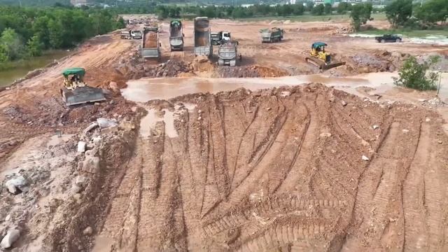 Строительство, на одном из участков засыпка , близится к концу смотреть онлайн