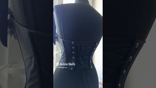 Утягивающий корсет с цветами