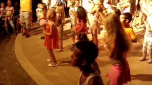 Chokolate Турция МИНИ ДИСКО .  Дочка танцует.