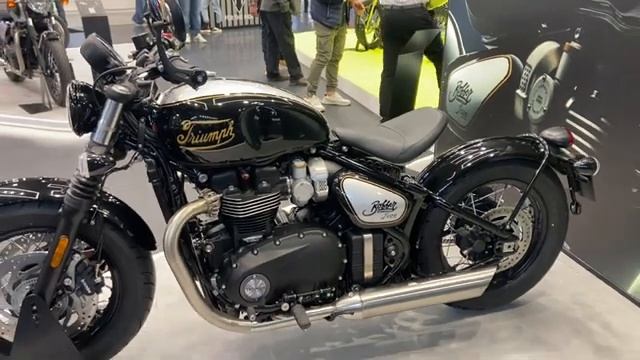triumph bonneville bobber