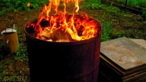 Как сжечь мусор рядом с домом по закону.