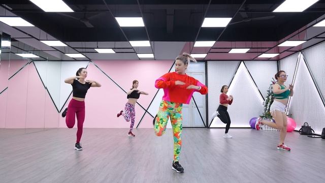 Eva Zumba 220225