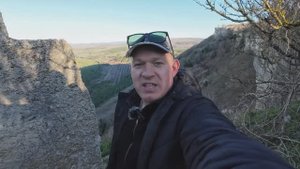 Крым Бахчисарай Свято-Успенский монастырь. Бахчисарай Пещерный город Чуфут-Кале.