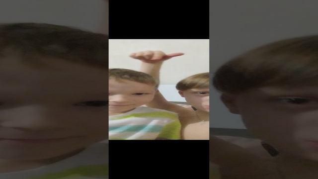 первое видео
