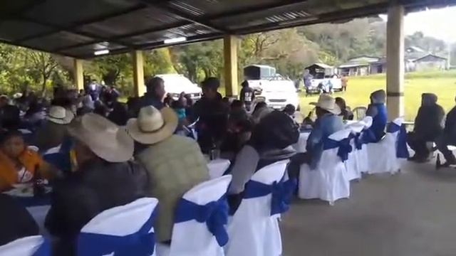 un zapateadito,,con el trío aspiración huasteco смотреть онлайн