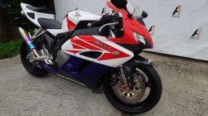 Honda CBR1000RR, 2004, Осмотр продажа Владивосток