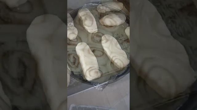 универсальный #рецепт дрожжевого теста. подойдёт для пиццы, синабонов, булочек для хот-догов #тесто