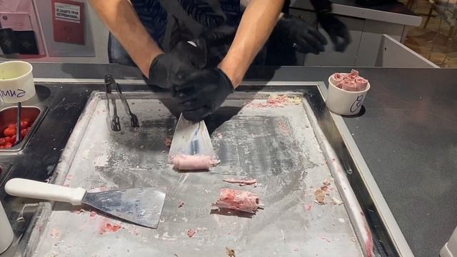 КАК ДЕЛАЮТ ЖАРЕНОЕ МОРОЖЕНОЕ смотреть онлайн