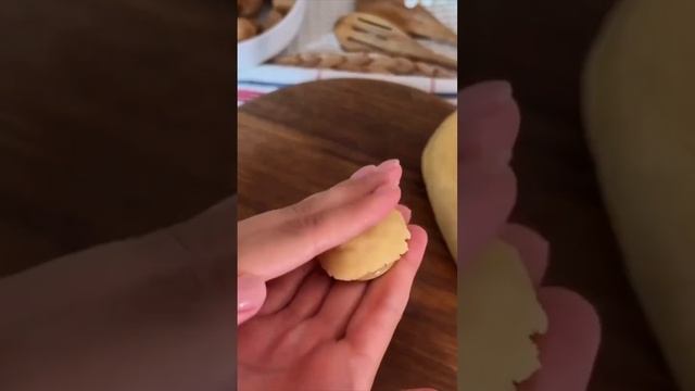 Орешки со сгущенкой Больше вкусных рецептов в нашем тг канале🤍 Ссылка в описании канала