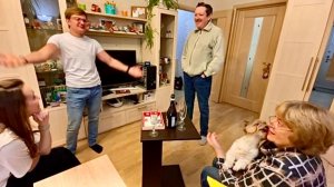 Предновогодний ВЛОГ. Встреча с родителями, обмен подарками 30.12.24