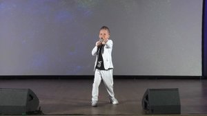 Скробот Роман "Океанами стали"