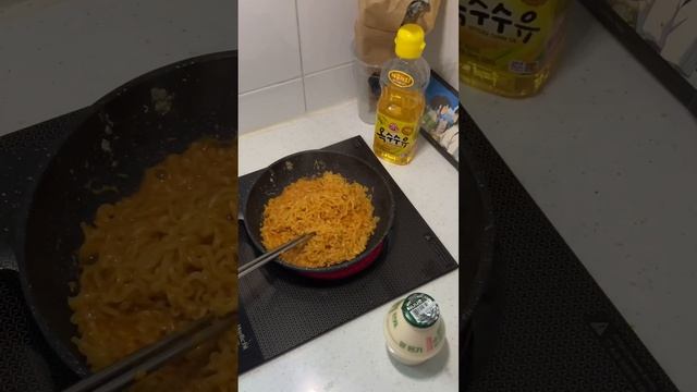 #корейскаяеда #корейскаякухня #conveniencestorefood #7eleven #ramennoodles #ramen #cheeseramen