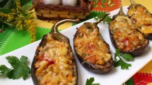 Баклажаны фаршированные овощами и копчёной грудинкой