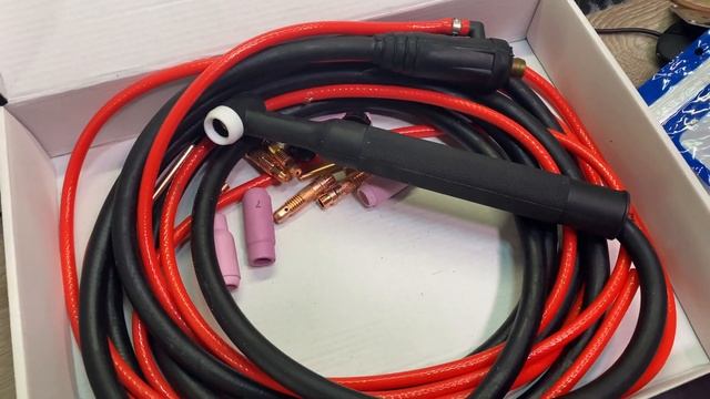 TIG горелка Elitech. ОБЗОР 4К смотреть онлайн