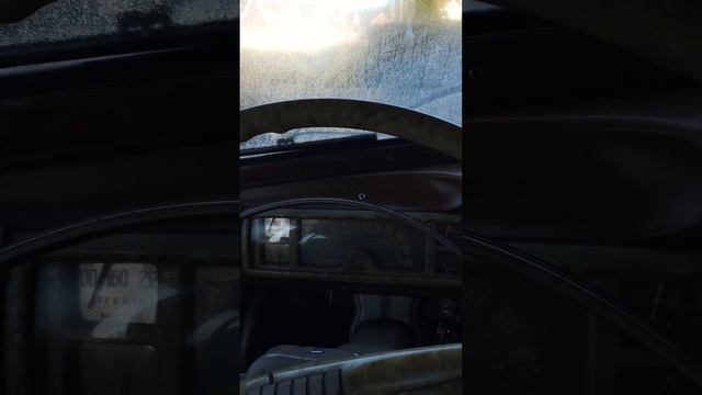 1942 Chrysler Royal-Cold Start смотреть онлайн