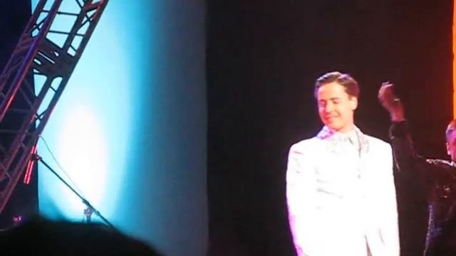 Vitas – Smile! (Saint Petersburg, Russia – 2009.03.01) [by Psyglass & Satinv]