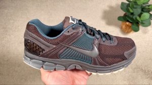 Comparing the Nike Zoom Vomero 5 vs Nike P-6000