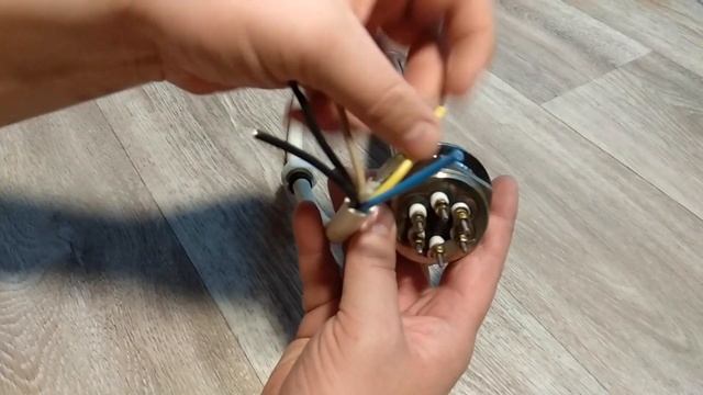 КАК РАСКЛЮЧИТЬ БЛОК ТЭН. Присоединяем кабель к ТЭНу правильно смотреть онлайн