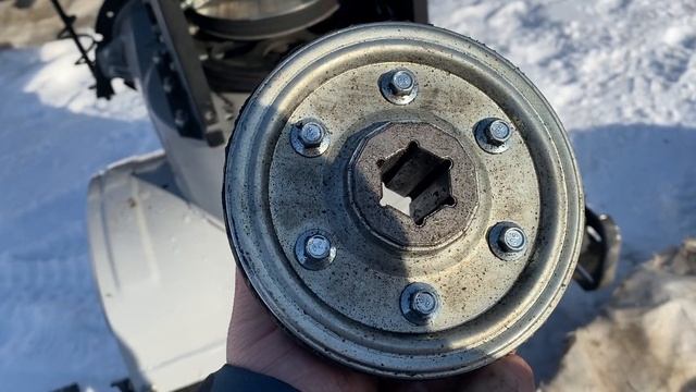 РЕМОН СНЕГОУБОРЩИКА. ЗАМЕНА ФРИКЦИОНА. Делаем кольцо из транспортерной ленты. Инстерскол СМБ-650 смотреть онлайн