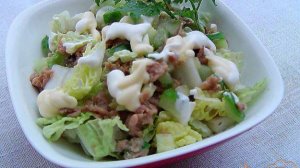 Овощной салат с тунцом