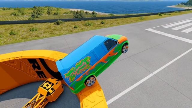 A car jumps from a springboard onto a giant spinner. BeamNG.drive смотреть онлайн